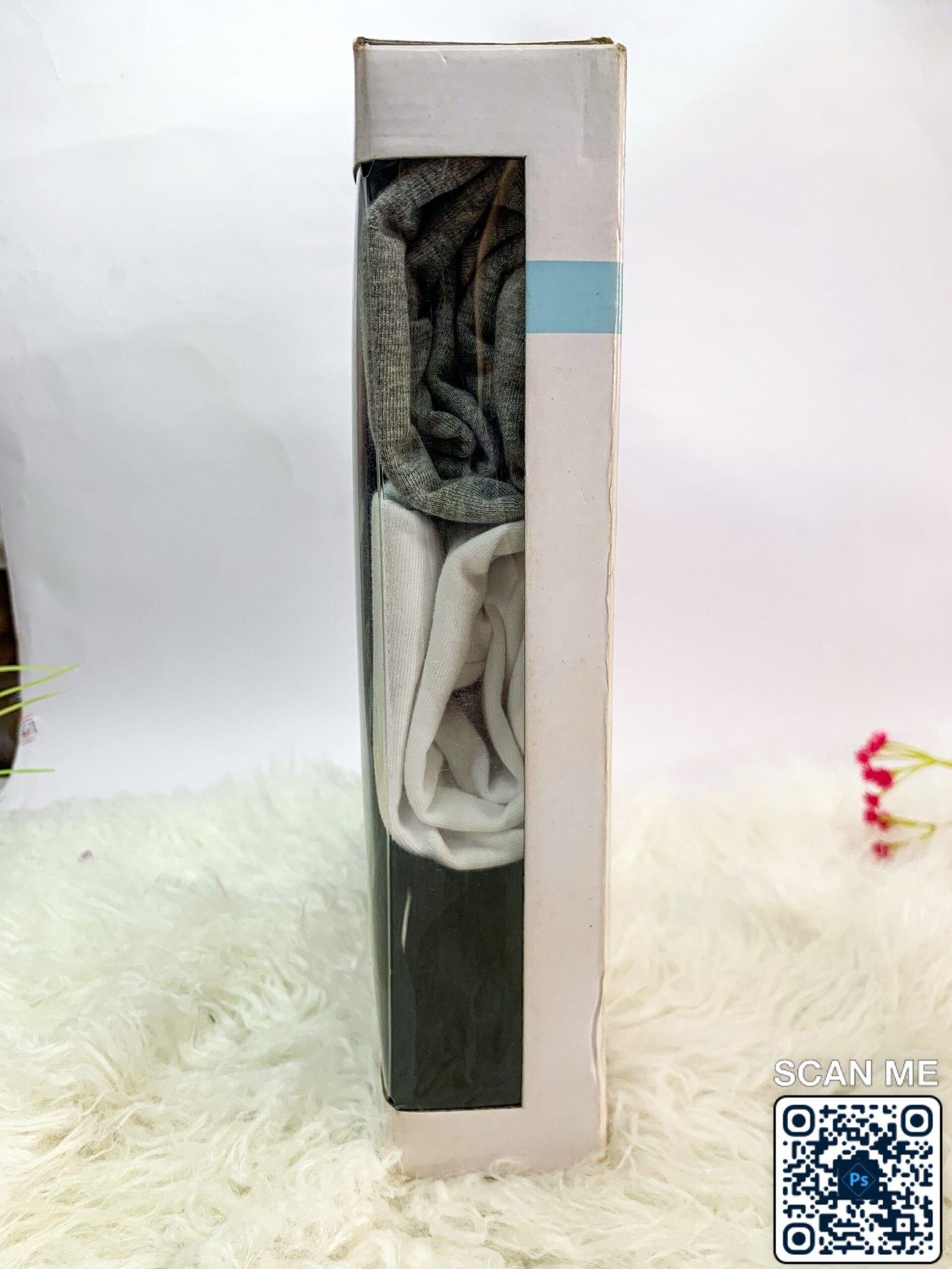 Calvin Klein 3 Pack V-Neck 100% Cotton Classic Fit Tshirt - Image 5