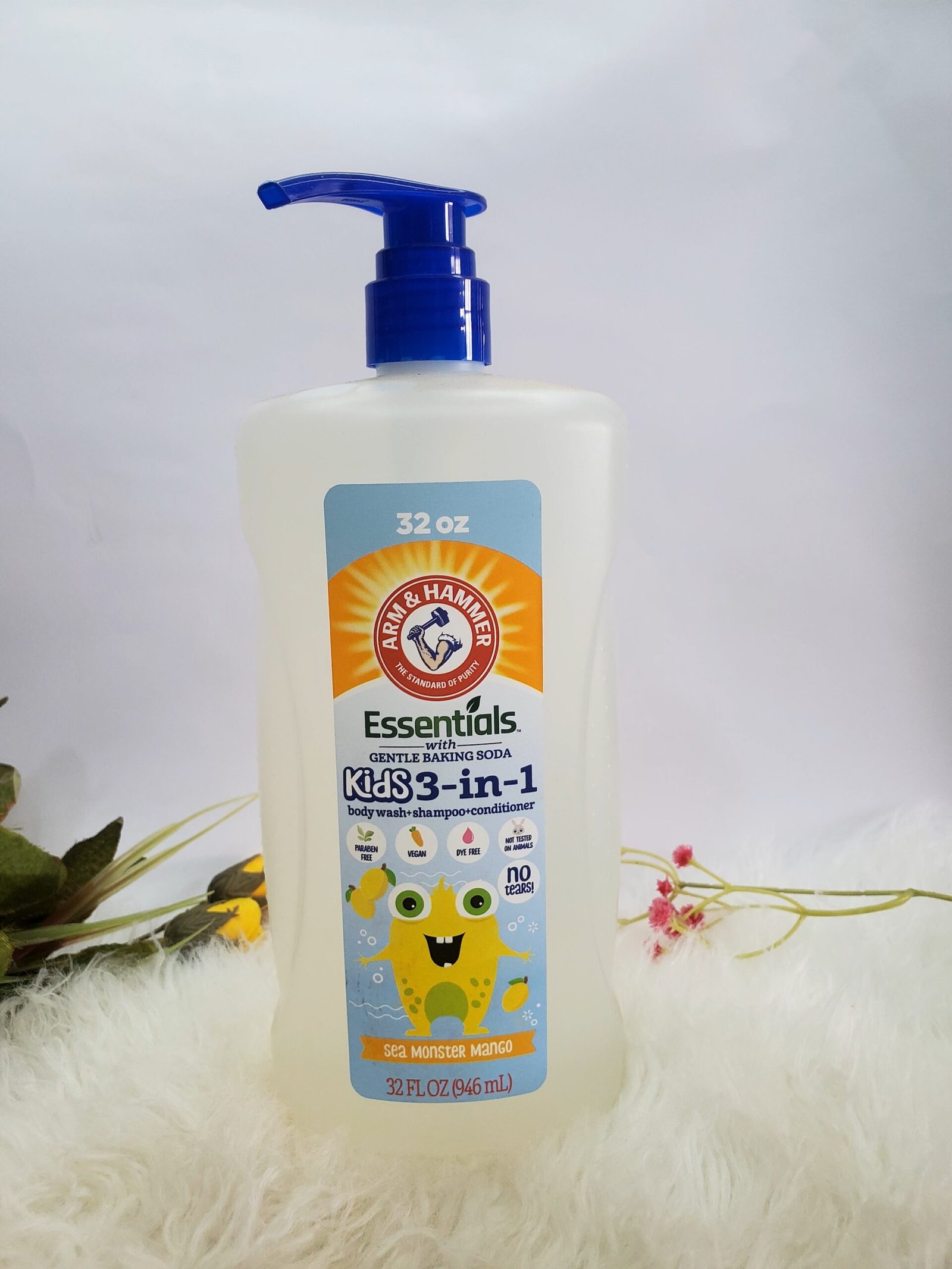 Arm And Hammer Essentials With Gentle Baking Soda Kids 3-In 1 Body Wash Shampoo And Conditioner 32 Fl Oz(946ml)