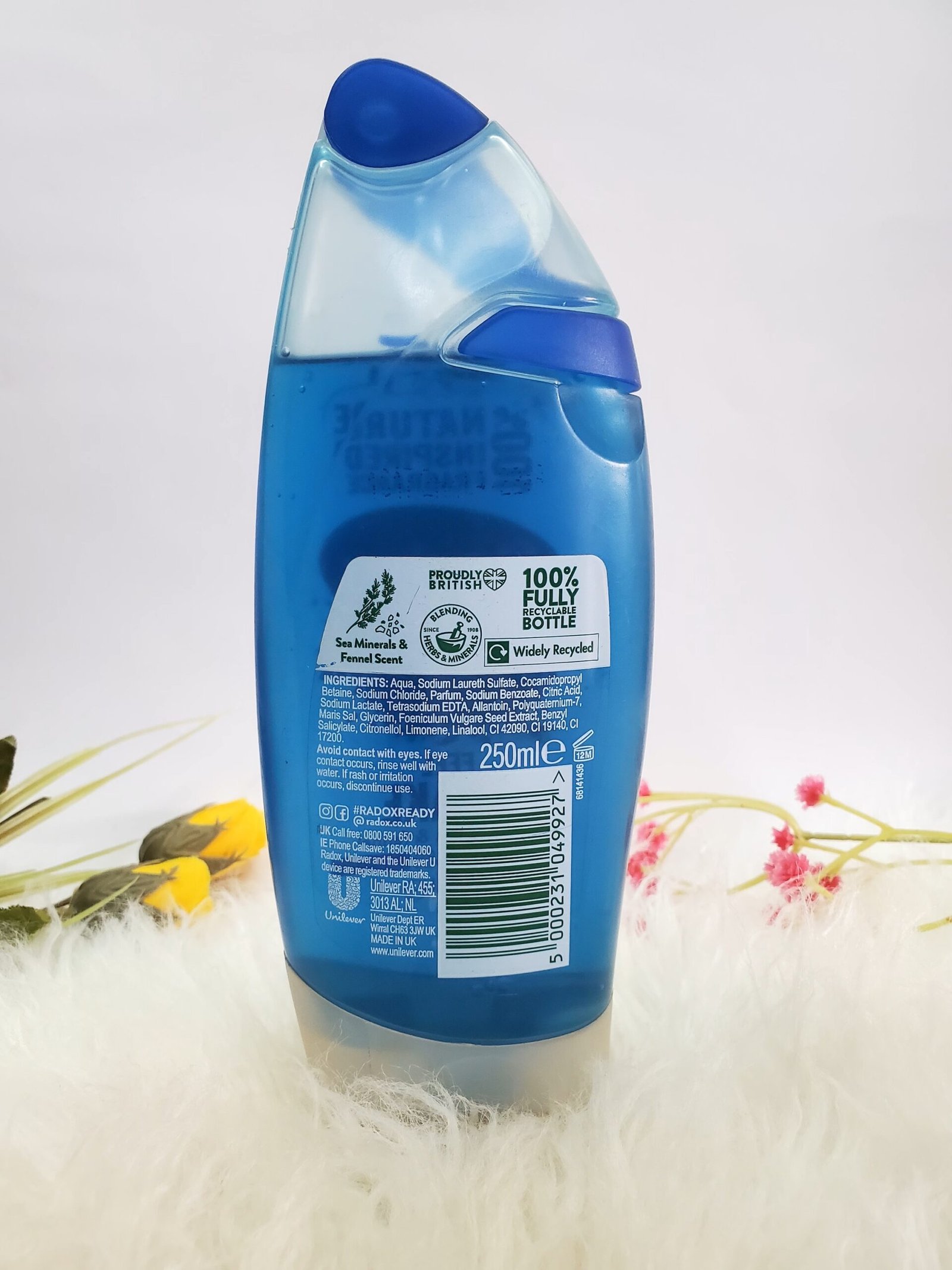 Radix 100%Nature Inspired Fragrance 2 in 1 Shower Gel And Shampoo for Men 250mle - Image 2