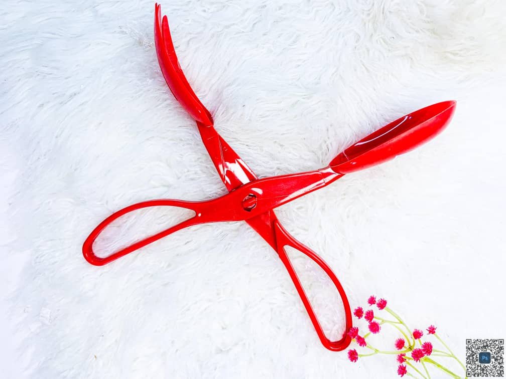 Betty Crocker Salad Tongs Red