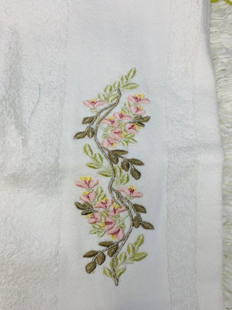 Clean Towel - Image 2