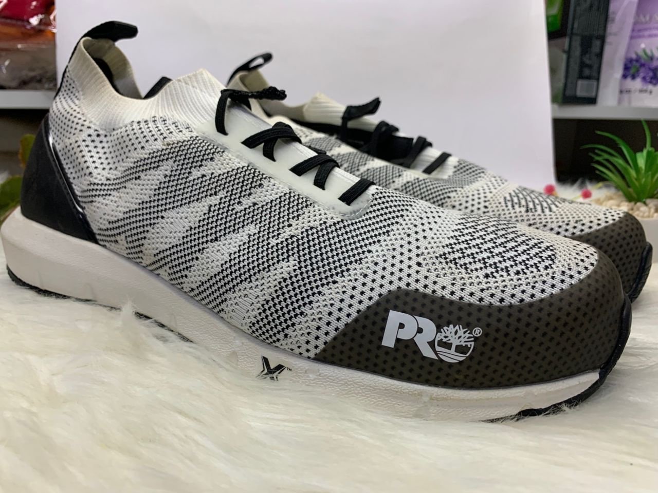 Quality Timberland Pro Flex Sneaker Size 42-43