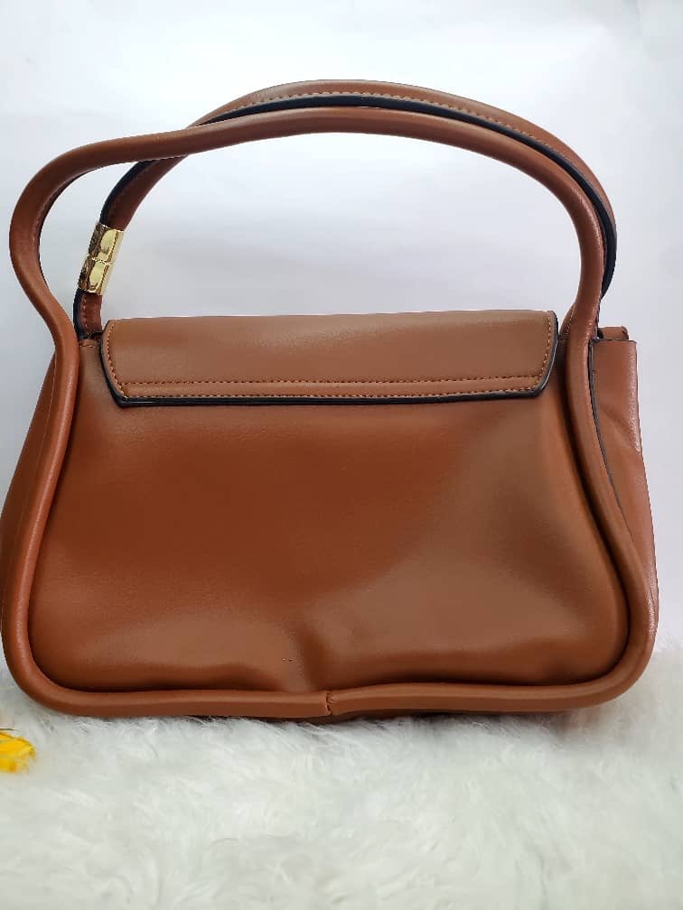 New Classic Ladies Leather Handbag 0084 - Image 2