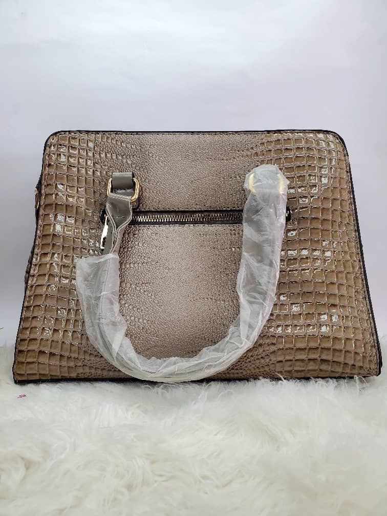 New Classic Ladies Leather Handbag 0086 - Image 2