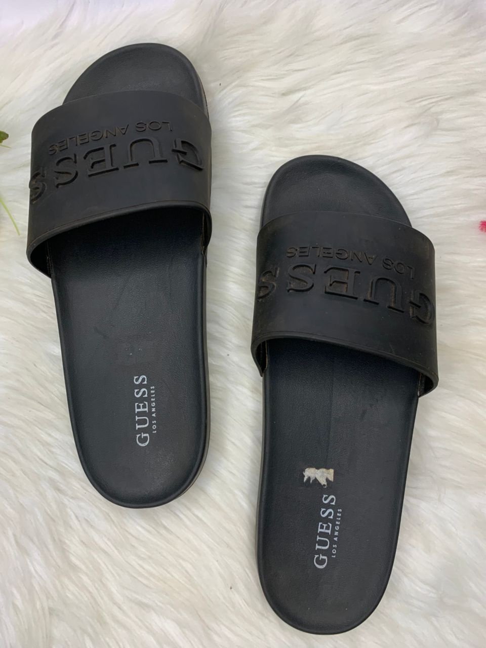 Original Guess Los Angel US Size 11M Slippers - Image 2