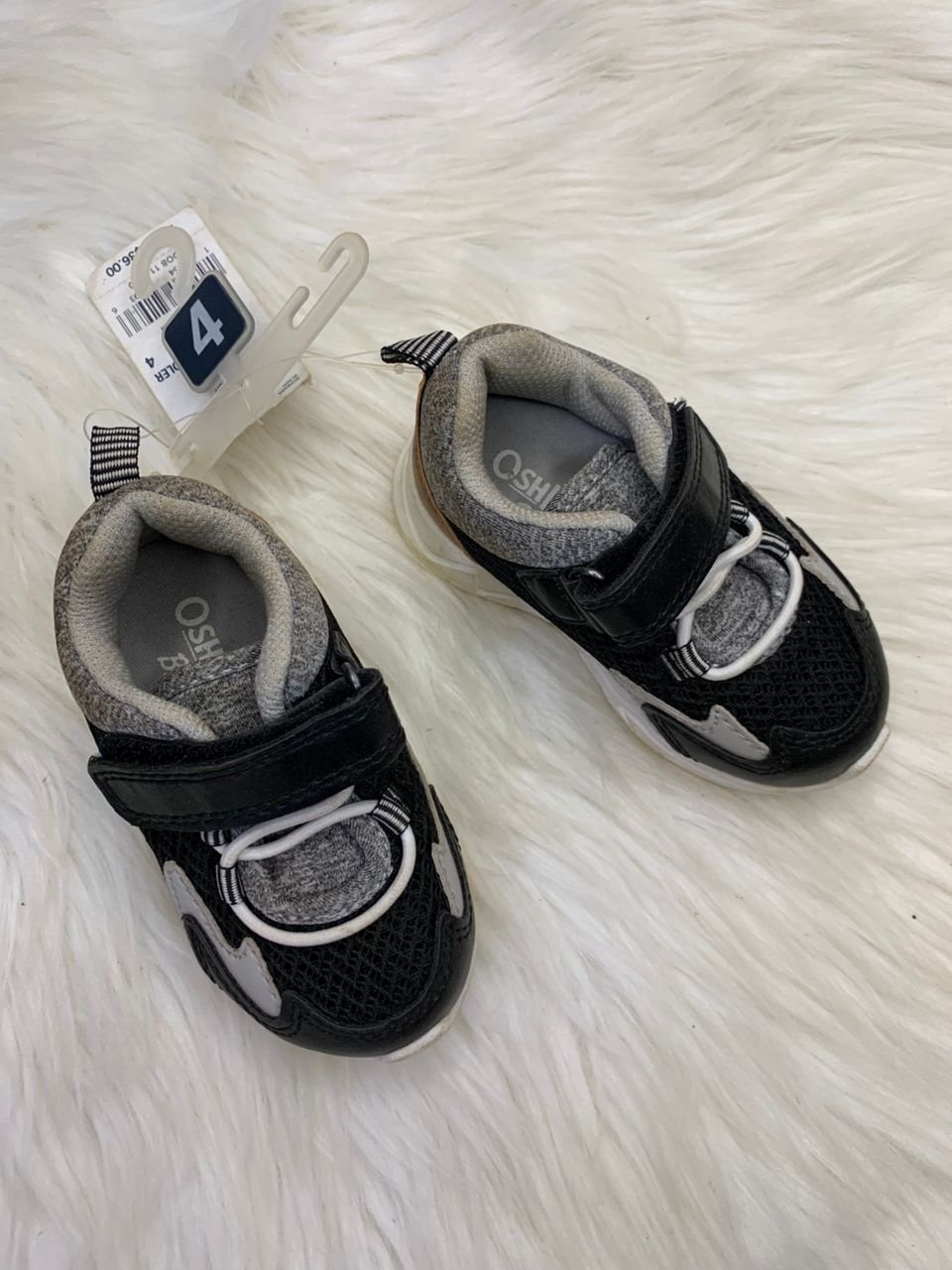 Original Kids Shoe Toddler Size 4 - Image 2