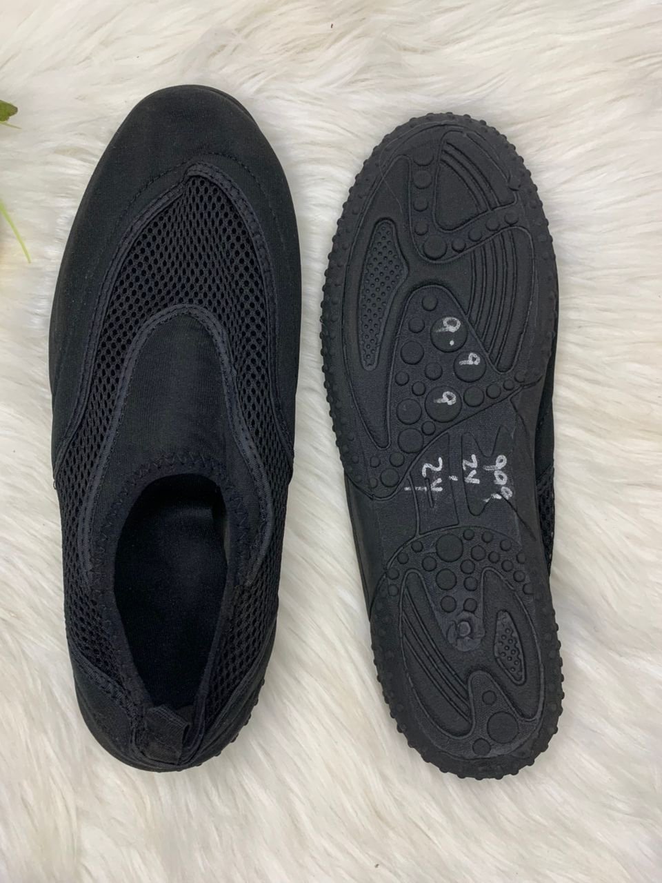 Classic Comfort Canvas For Sports US size 8-9 - Image 2