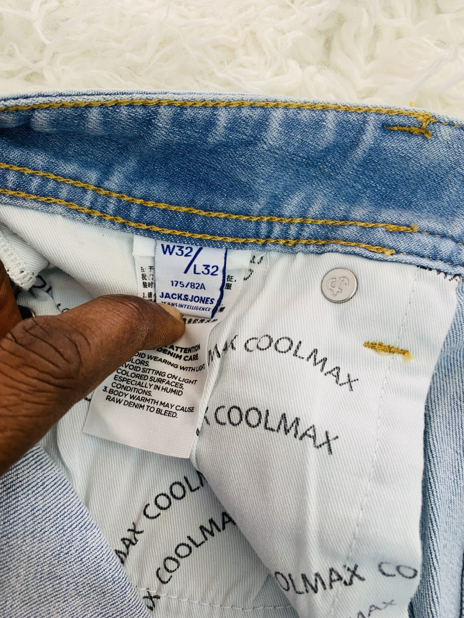 Jack and Jones Eric Tapered Fit Jeans Size 32 - Image 4